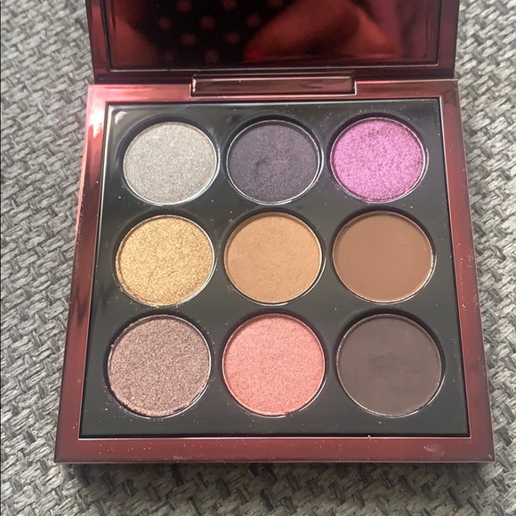 MAC x Aaliyah Collection - Age ain’t nothing - Picture 3 of 3